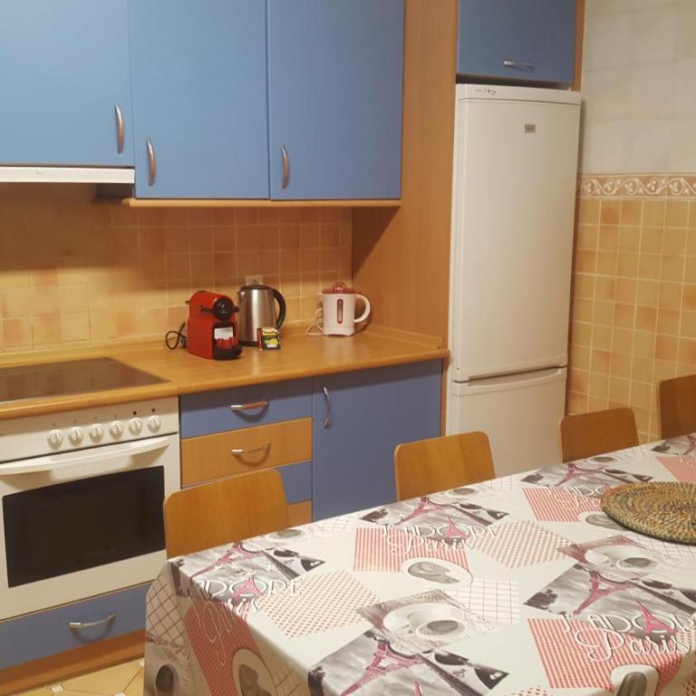 Apartamento Amplio y Central a pie de Playa la Concha - Apartamento con balcón - 20