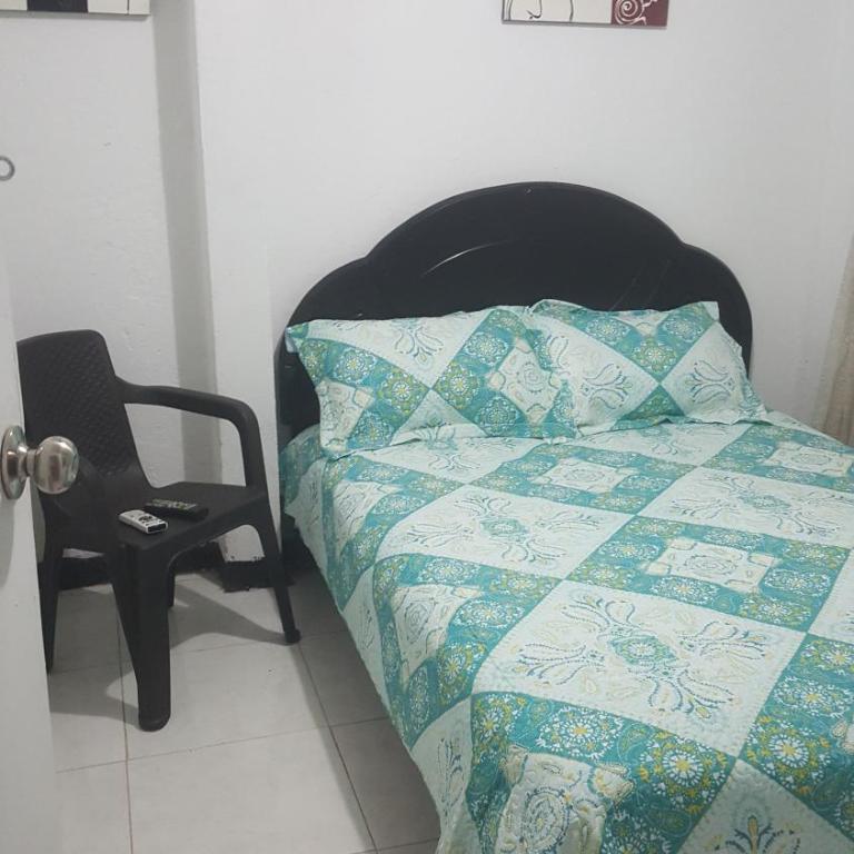 Cerca al club militar embajada americana, Corferias 502 - Apartamento de 2 dormitorios - 2