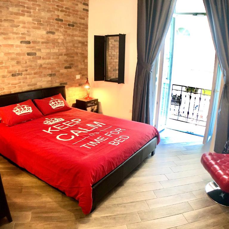 M99 Design Rooms - Camera Matrimoniale Deluxe con Balcone - 10