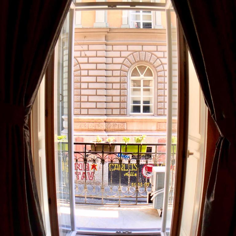 M99 Design Rooms - Camera Matrimoniale Deluxe con Balcone - 14