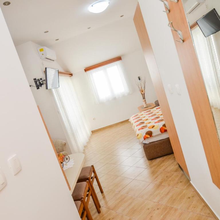 Apartments Ivanović - Studio sa Balkonom i Pogledom na More - 11
