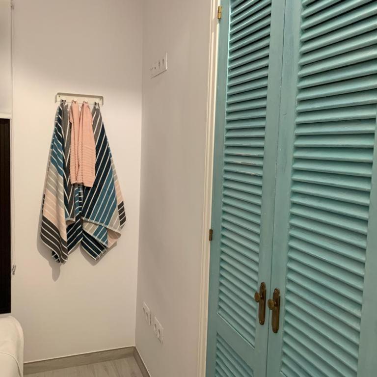 Apartamento RONDA 4 en primera linea de playa - Two-Bedroom Apartment - 11