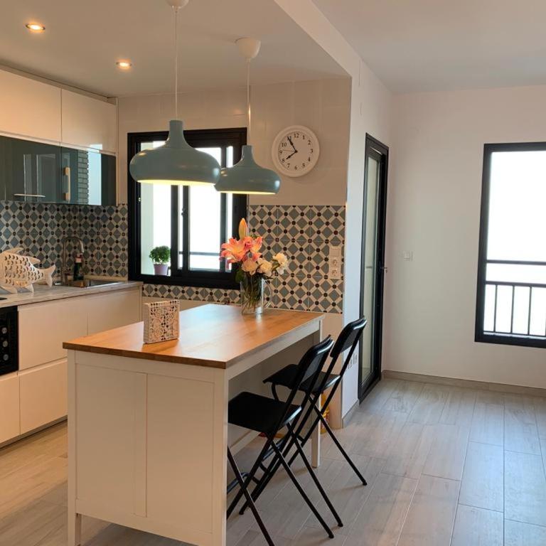 Apartamento RONDA 4 en primera linea de playa - Two-Bedroom Apartment - 18