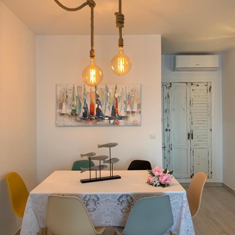 Apartamento RONDA 4 en primera linea de playa - Two-Bedroom Apartment - 20