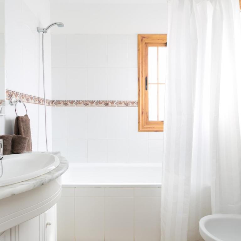 CASA AMARILLA sunny holiday home with heated pool - Villa de 3 dormitorios - 23