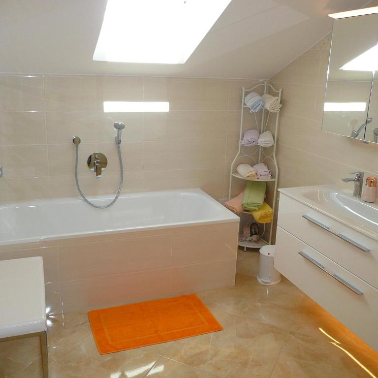 Alpenstern Ferienwohnung - Apartment mit 2 Schlafzimmern - 9