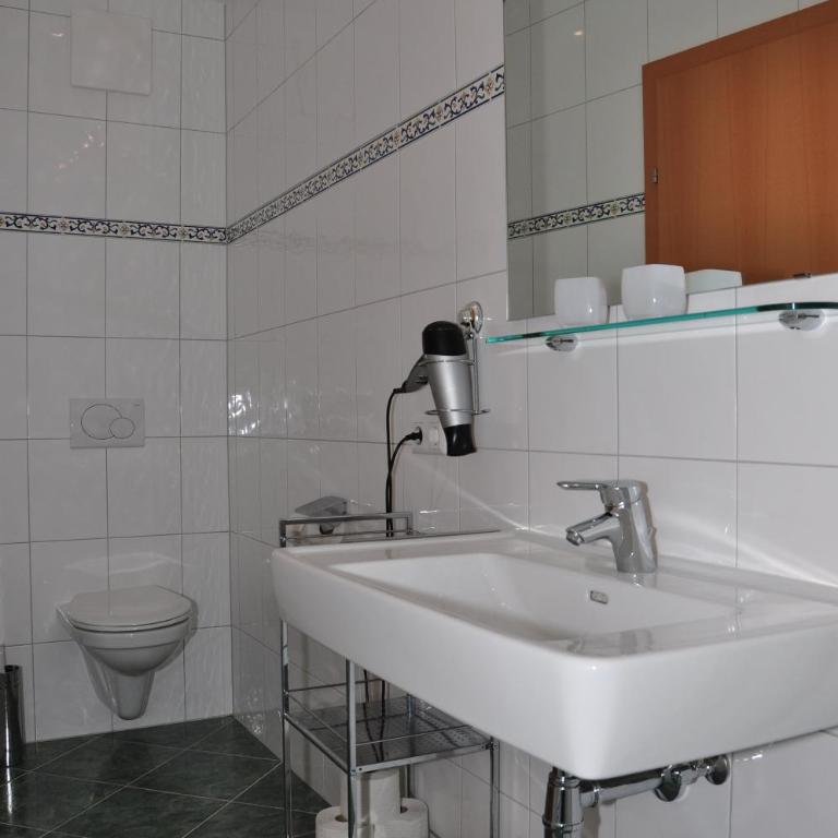 Pension Waldheim - Apartment mit 2 Schlafzimmern - 3