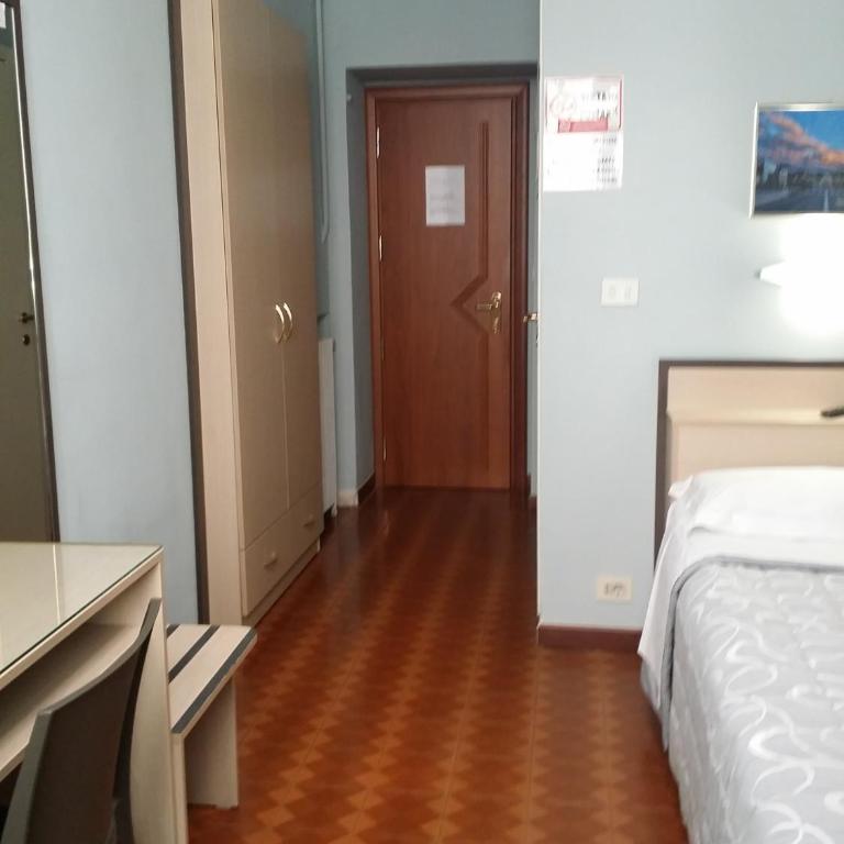Albergo in Centro - Single Room with Bathroom - 5