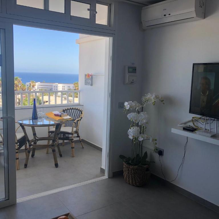 Sunrise - Apartment with Sea View - 3