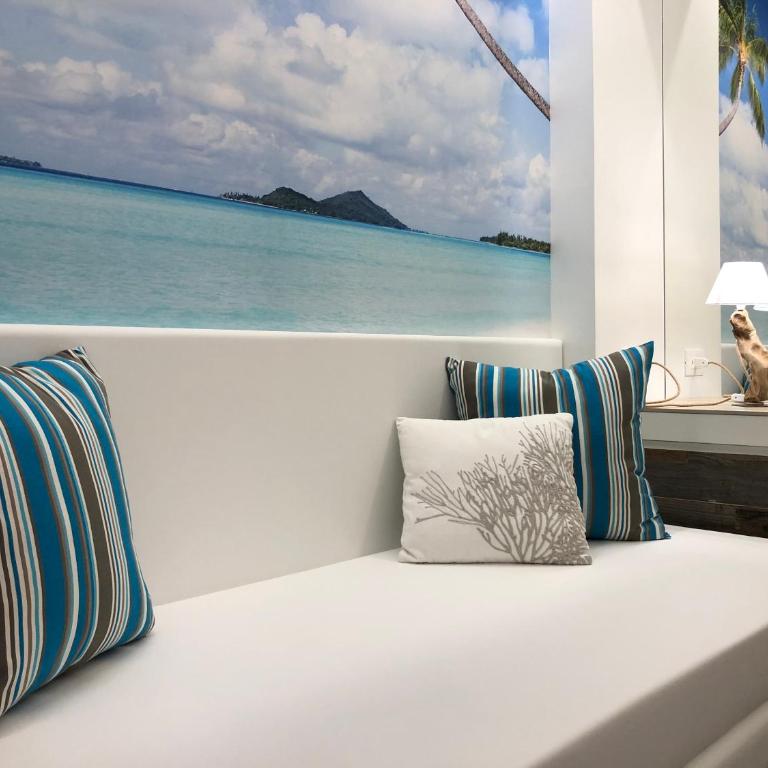 Hotel Liberty Beach - Parking & Beach - Junior Suite con Balcone e Accesso Spiaggia - 7