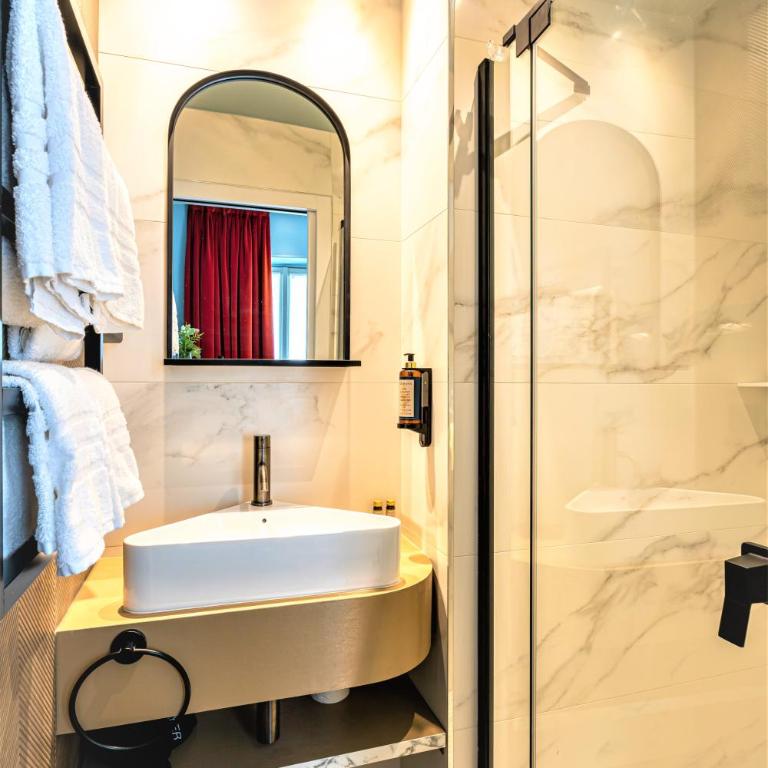 Hôtel Veryste & Spa Paris - Chambre Double Supérieure - 9