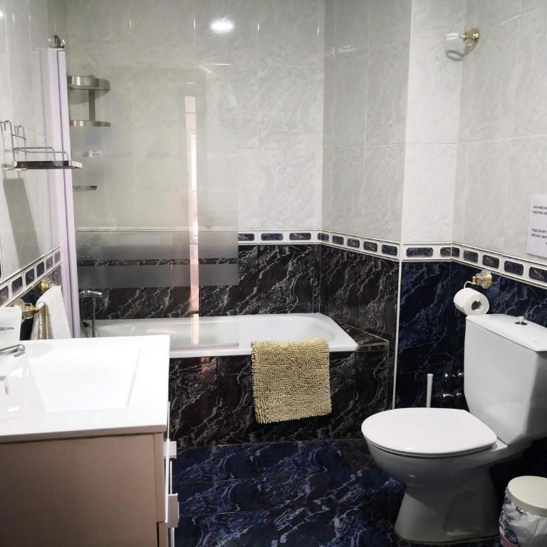 Apartamentos El Barrio - Apartamento de 2 dormitorios - 4