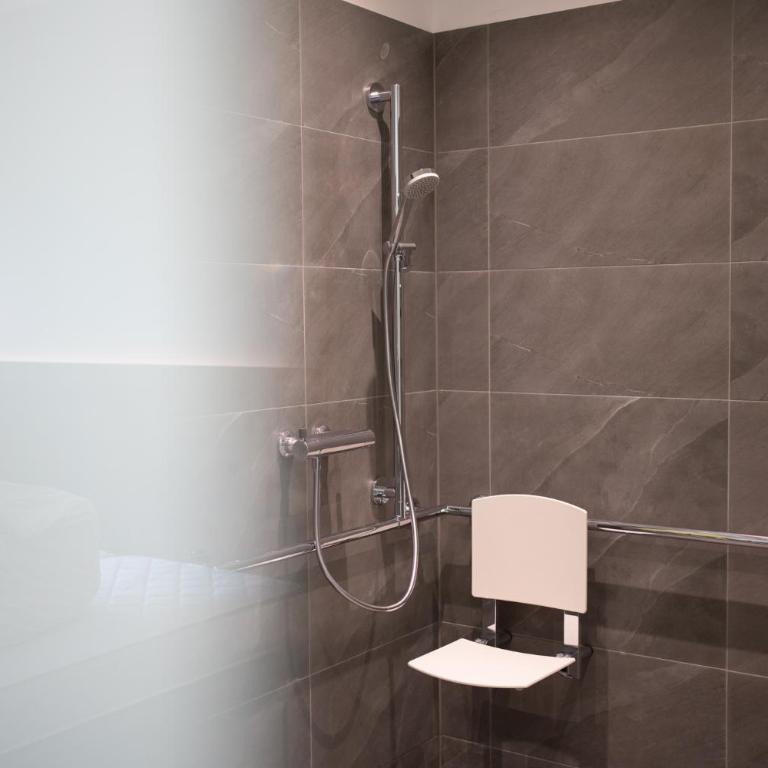 eee Hotel Liezen - Doppelzimmer - barrierefrei - 31