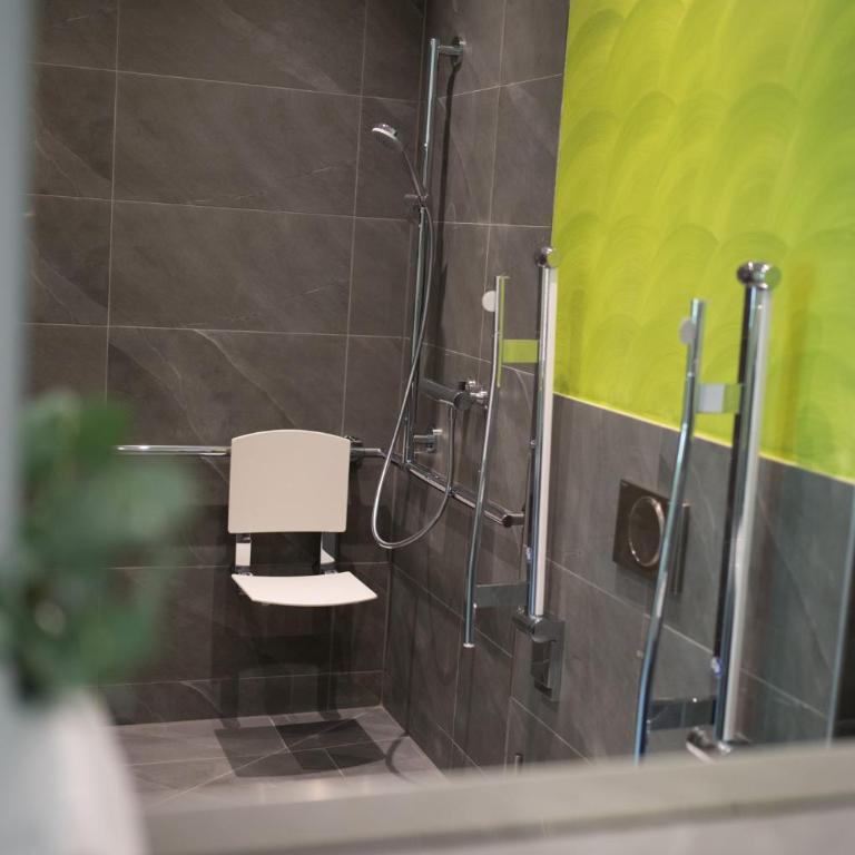 eee Hotel Liezen - Doppelzimmer - barrierefrei - 30