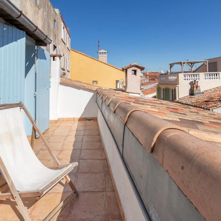 Logement atypique dans la rue Fourmillière - Appartement - 2