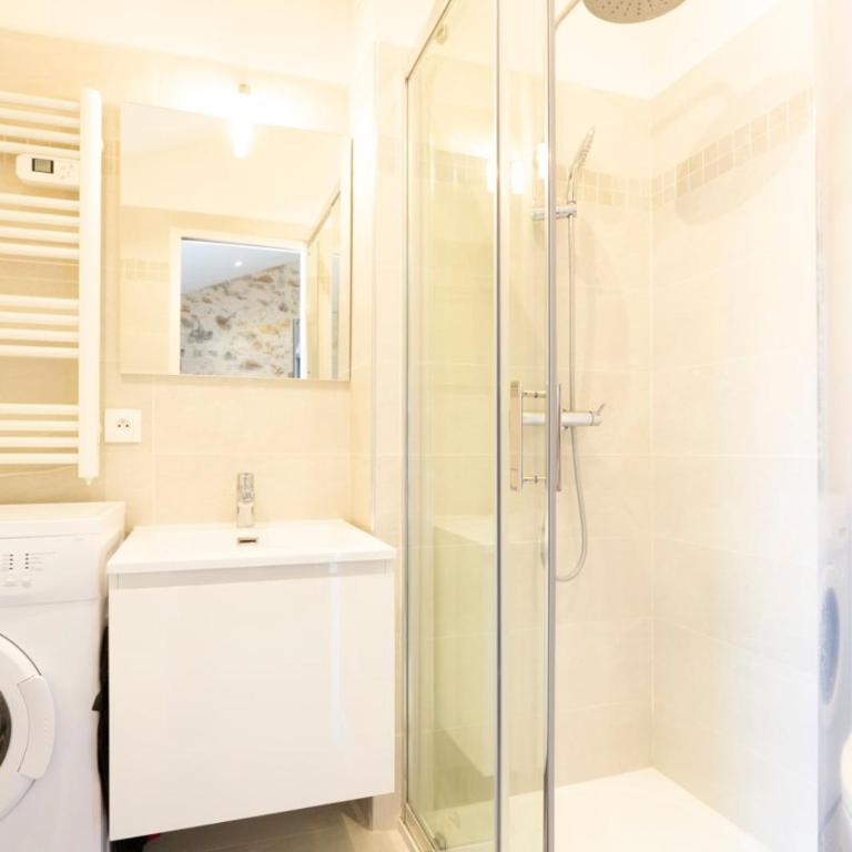 Chez Dominique - Studio 2-4pers centre Antibes Fourmilliere 3ème - Appartement - 2