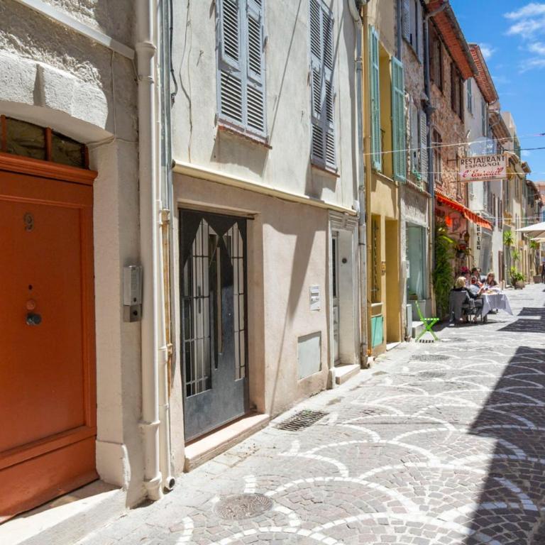 Chez Dominique - Studio 2-4pers centre Antibes Fourmilliere 3ème - Appartement - 8