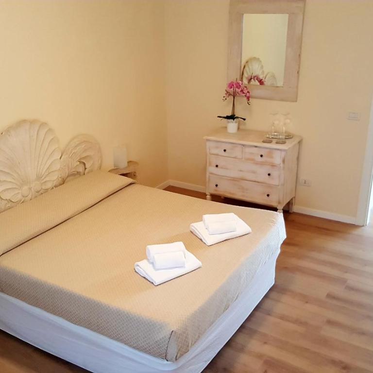 B&B Villa Fiorini - Doppelzimmer mit Poolblick - 3