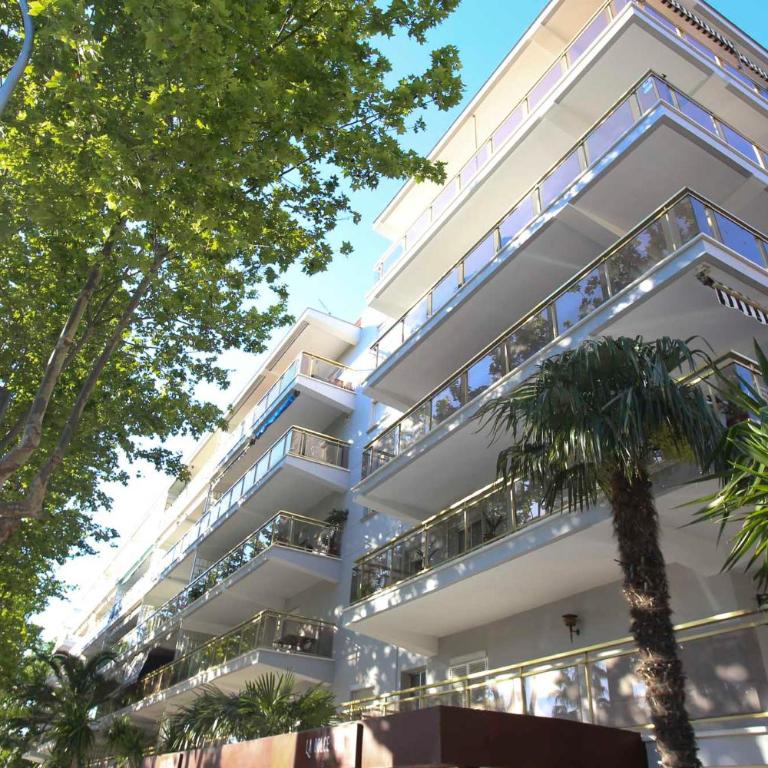 DIFFERENTFLATS Samoa - Two-Bedroom Apartment - 13