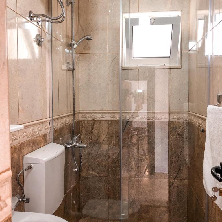 Vila Adriatik - Double Room with Balcony - 9
