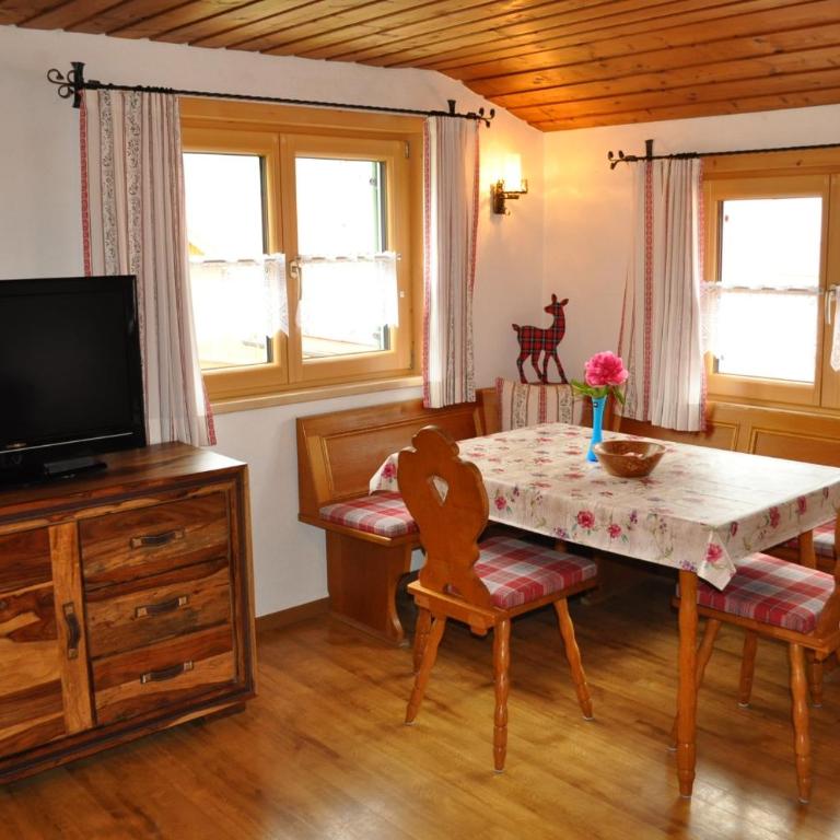 Ferienwohnung Baumgartner - Apartment mit 1 Schlafzimmer - 2