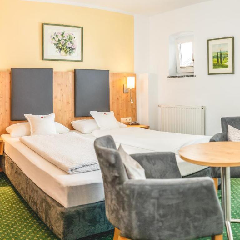Hotel Steffl Garni inkl Chiemgau Karte - Standard Doppelzimmer - 3