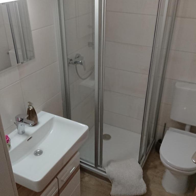 Ferienwohnungen Sernatinger - Apartment mit 1 Schlafzimmer - 13