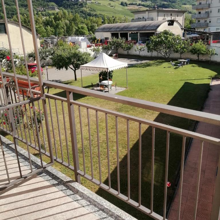 APPARTAMENTO quattro - CIR 0008 - Appartamento con Vista Giardino - 2