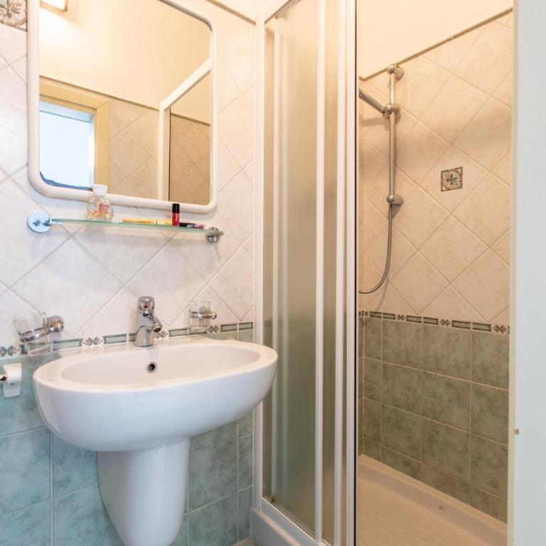 Hotel Sant'Angelo - Camera Singola con Balcone - 13
