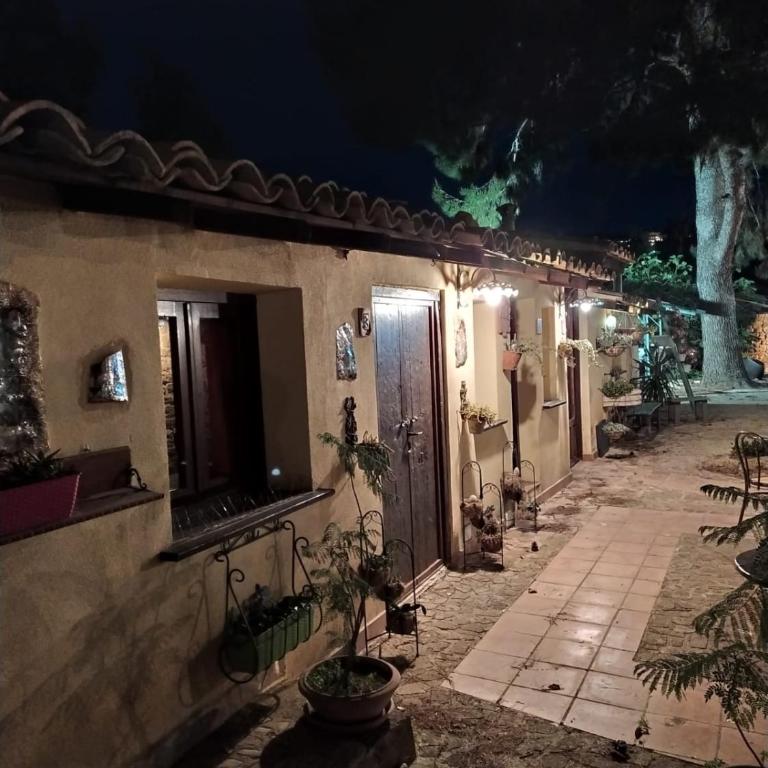 B&B Villa San Marco - Camera Matrimoniale/Doppia con Letti Singoli con Vista - 1