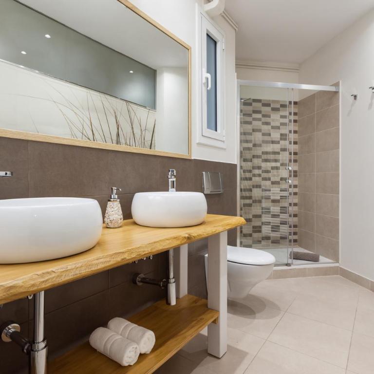 Art House Granvia - Three-Bedroom Apartment - 7