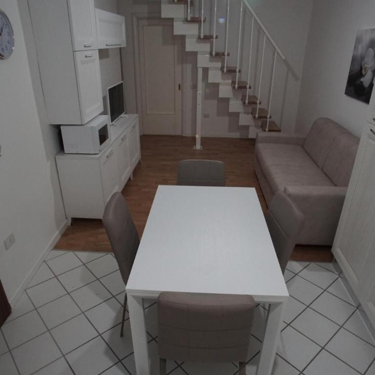 L'Orchidea Bianca - One-Bedroom Apartment - 8