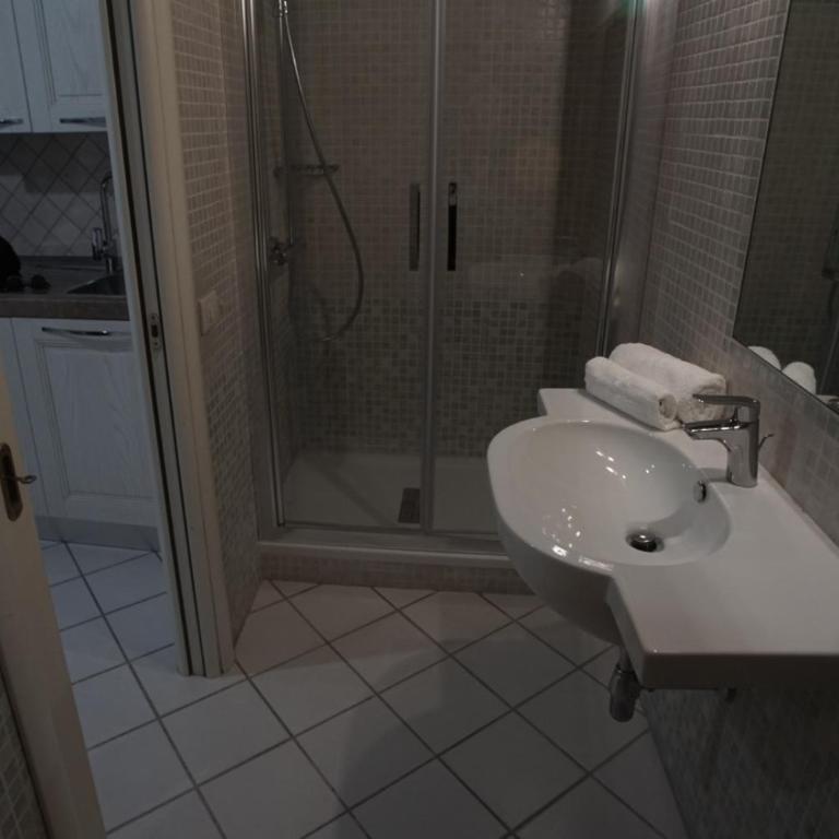L'Orchidea Bianca - One-Bedroom Apartment - 7