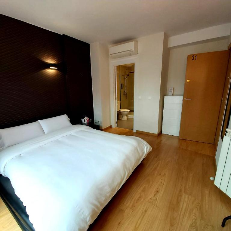 APARTAMENTOS SANTA JULIANA - Habitación Doble con terraza - 8