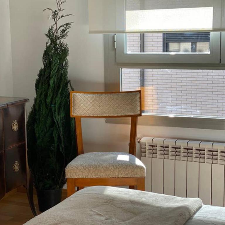 Valdevebas Chalet con Piscina - Five-Bedroom House - 42
