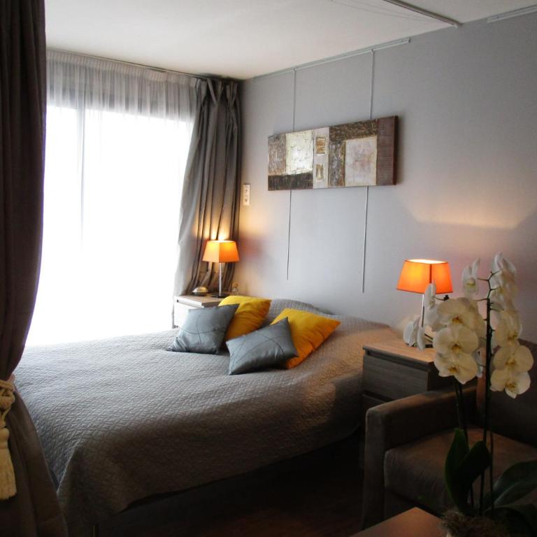 SOPHIES HOMES FÉLIBRIGES BEACH & PALAIS des FESTIVALS - Appartement - Vue sur Piscine - 6