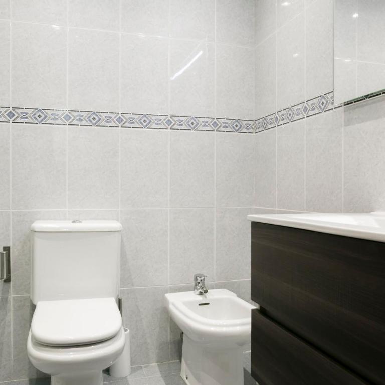 Apartamento Málaga Velázquez - Two-Bedroom Apartment - 11