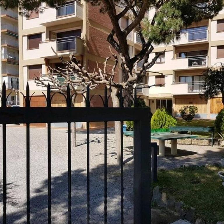 APARTAMENTO JUNTO AL MAR CON JARDIN COMUNITARIO Y PARKING - Apartamento de 2 dormitorios - 22