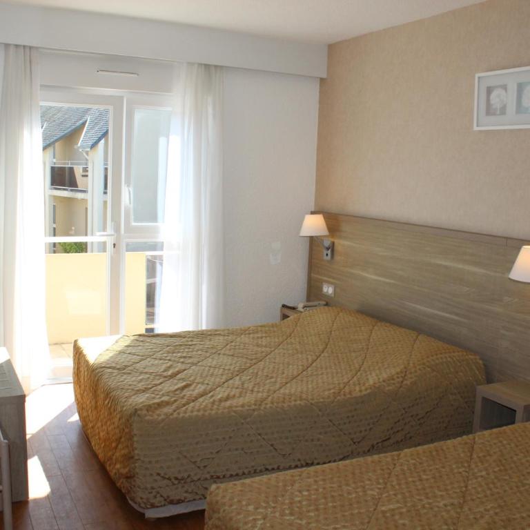 Hotel Des Tilleuls - Chambre Triple avec Douche - 3