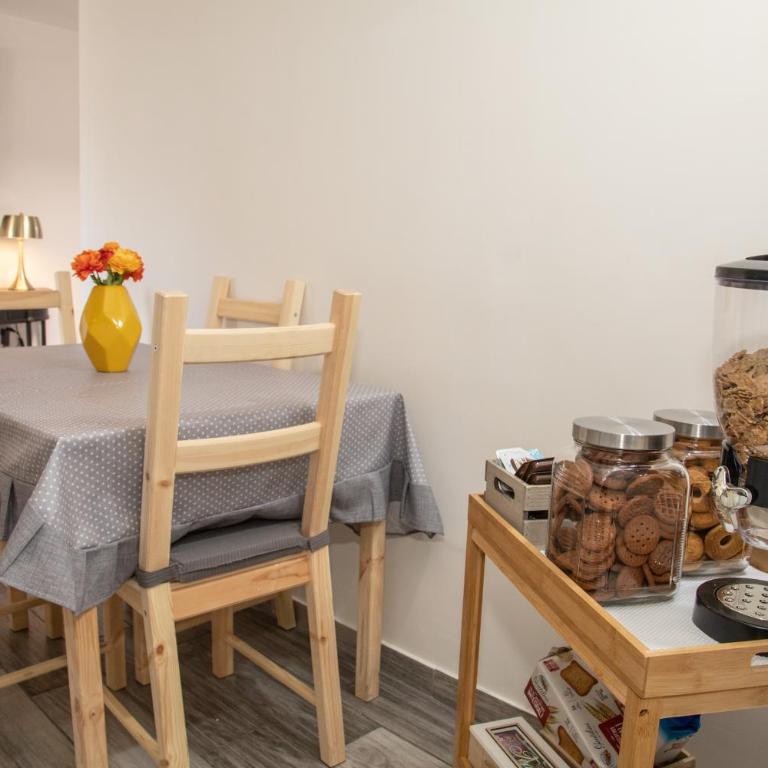 Donna Carmen Casa Vacanze - Appartamento con 3 Camere da Letto - 8