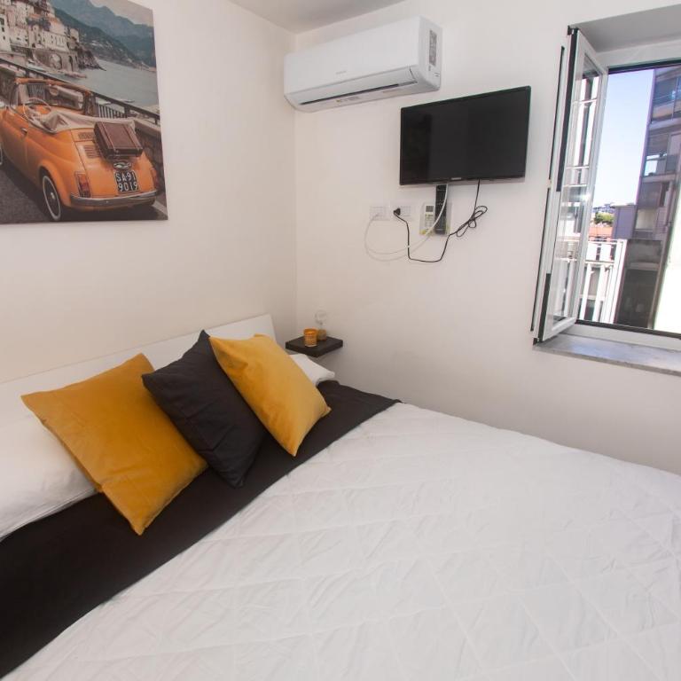 Donna Carmen Casa Vacanze - Appartamento con 3 Camere da Letto - 5