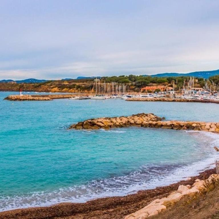 Six-fours les plages - One-Bedroom Apartment - 9