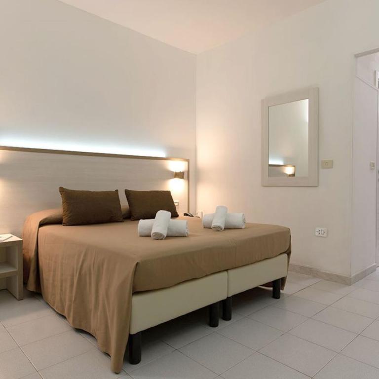 Hotel Residence Nemo - Camera Matrimoniale Superior - 2