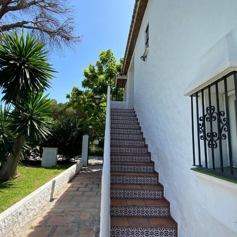 tarifa especial, sin aglomeraciones en piscina y playa, cerca de Puerto Banús - Apartamento de 2 dormitorios - 31