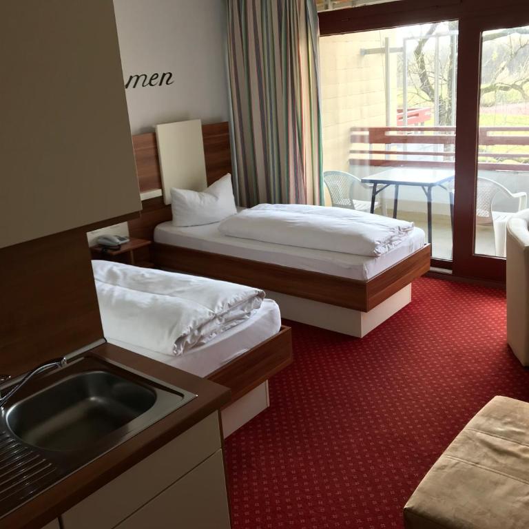 Central Hotel-Apart München - Deluxe Zweibettzimmer - 2