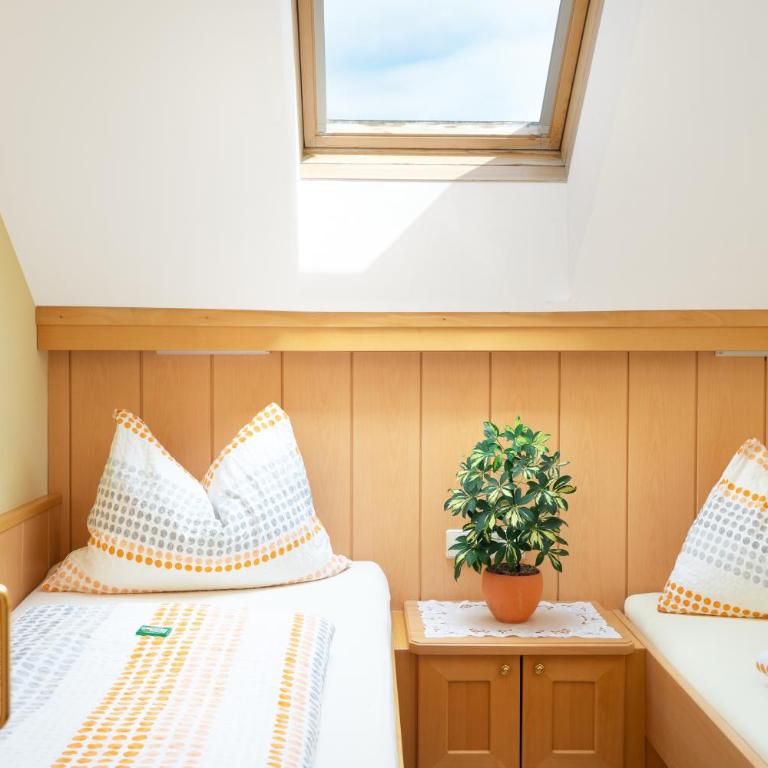 Pension Glitschnerhof - Apartment mit 2 Schlafzimmern und Balkon - 3