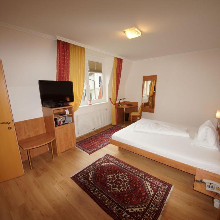 Der Marienhof Hotel Garni - Standard Doppelzimmer inkl. Parkplatz (nach Verfügbarkeit) - 5