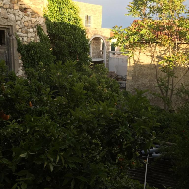 Apartments Gusar - Dvokrevetna Soba sa Bračnim Krevetom/Zasebnim Krevetima i Pogledom na Vrt - 33
