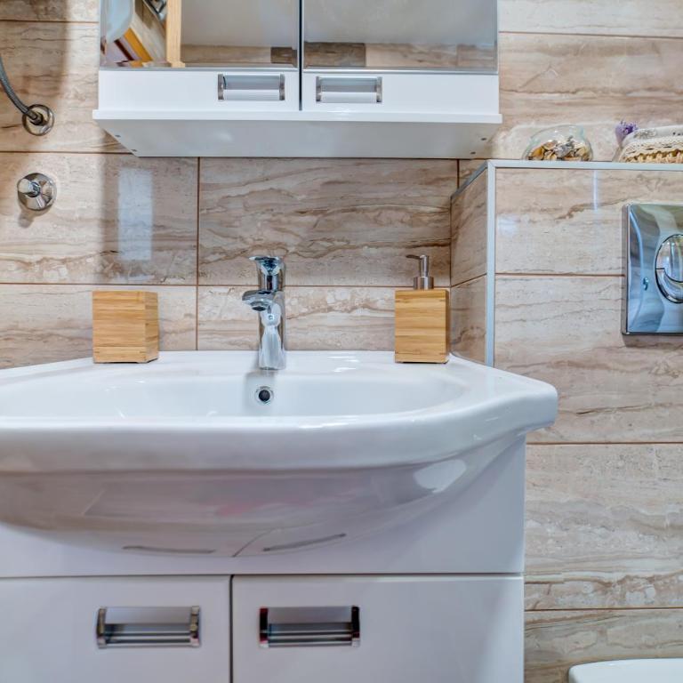 Apartman Hedonist - One-Bedroom Apartment - 39