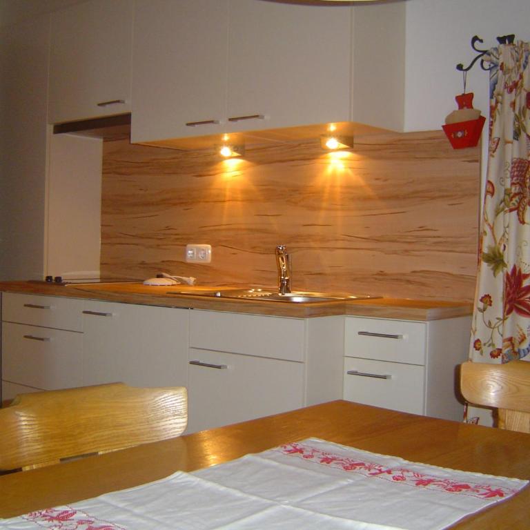 Pension Waldhof - Apartment mit 2 Schlafzimmern - 1